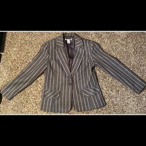 Leslie Fay Women’s Plaid Blazer - Size 10